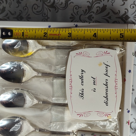 Rondeau Lot of 6 Tea Spoons Pretty Floral Handle Stainless Japan - Picture 7 of 8